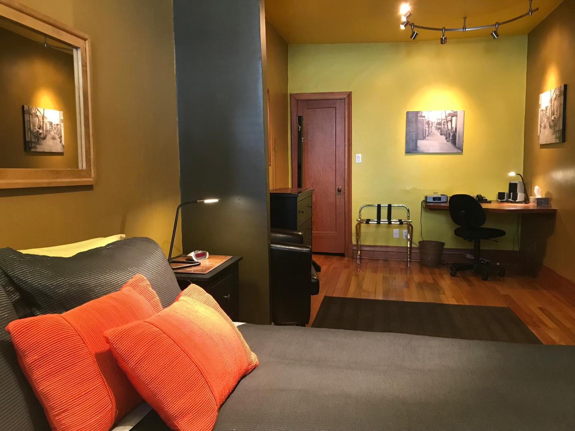 مونتريال A La Carte Bed & Breakfast المظهر الخارجي الصورة